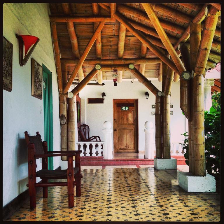 Hotel La Coqueta Montenegro Extérieur photo